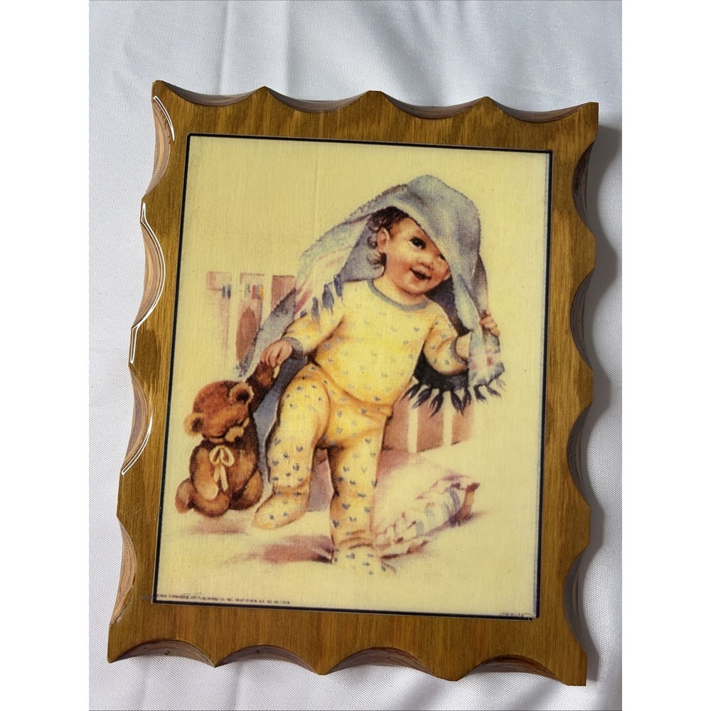 Vintage Handcrafted New England Baby Teddy Bear Wood Wall Plaque 10x8